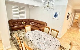 Extra Large Apartament